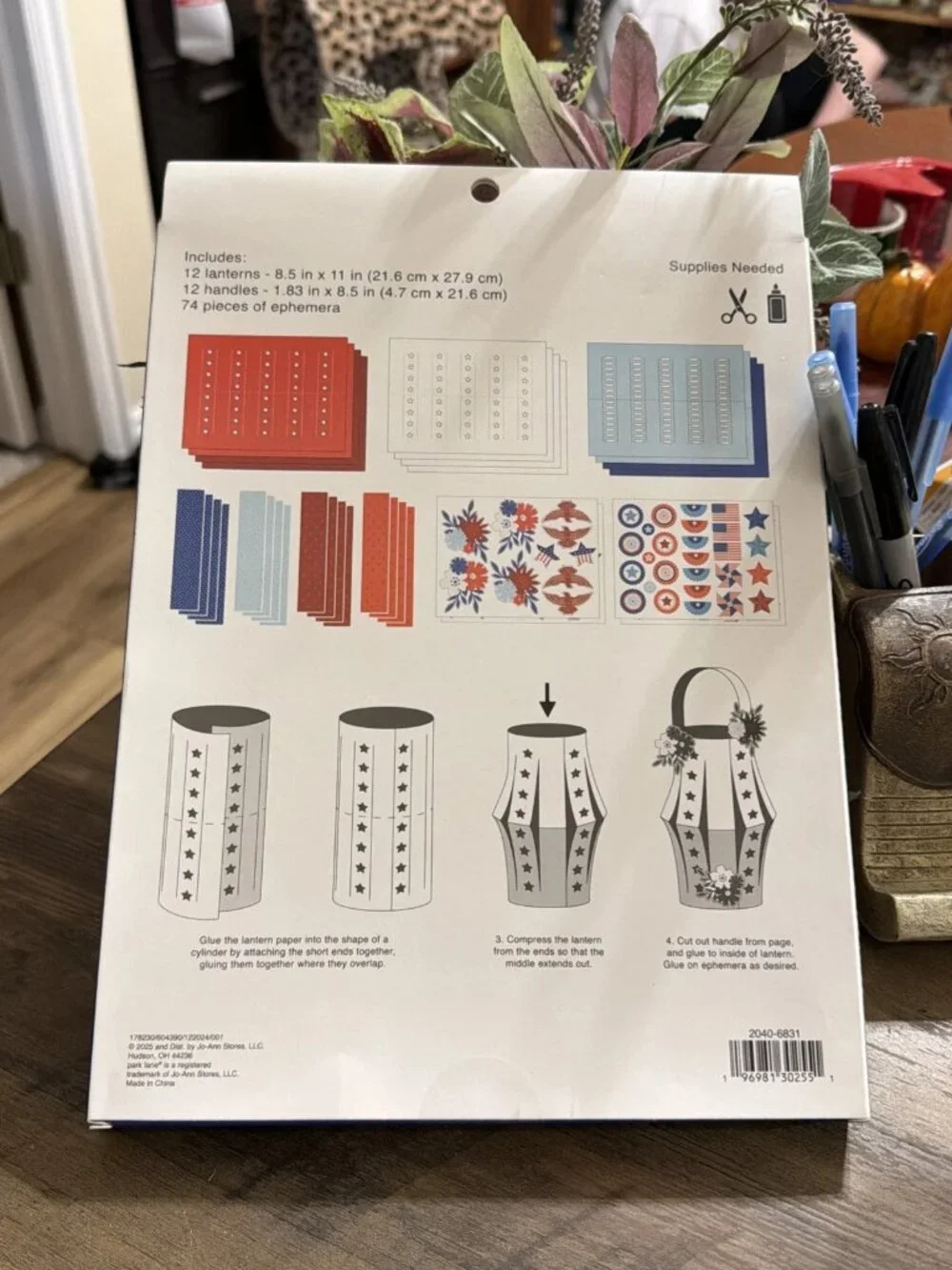 Park Lane Patriotic Paper Crafting Lanterns Kit - Makes 12 Lanterns - NIB